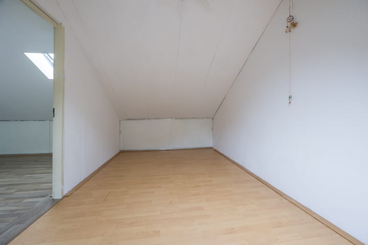 Photo 34 of Malvert 7392