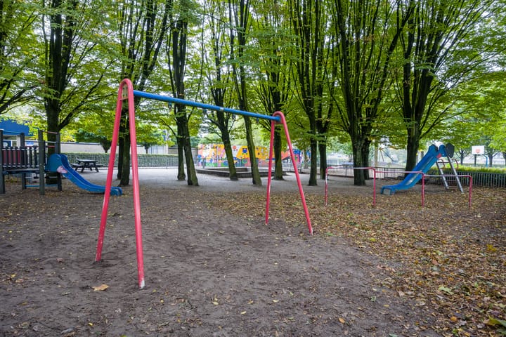 Photo 38 of Malvert 7392