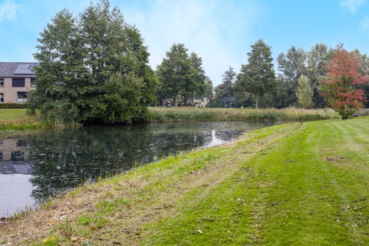 Photo 40 of Malvert 7392