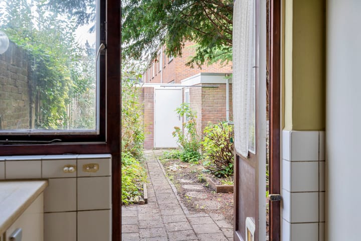 Foto 15 van Willem van Velsenstraat 9