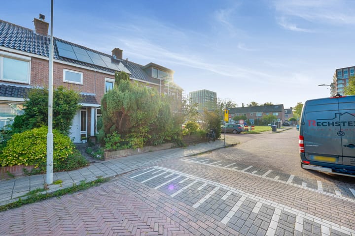 Foto 42 van Willem van Velsenstraat 9