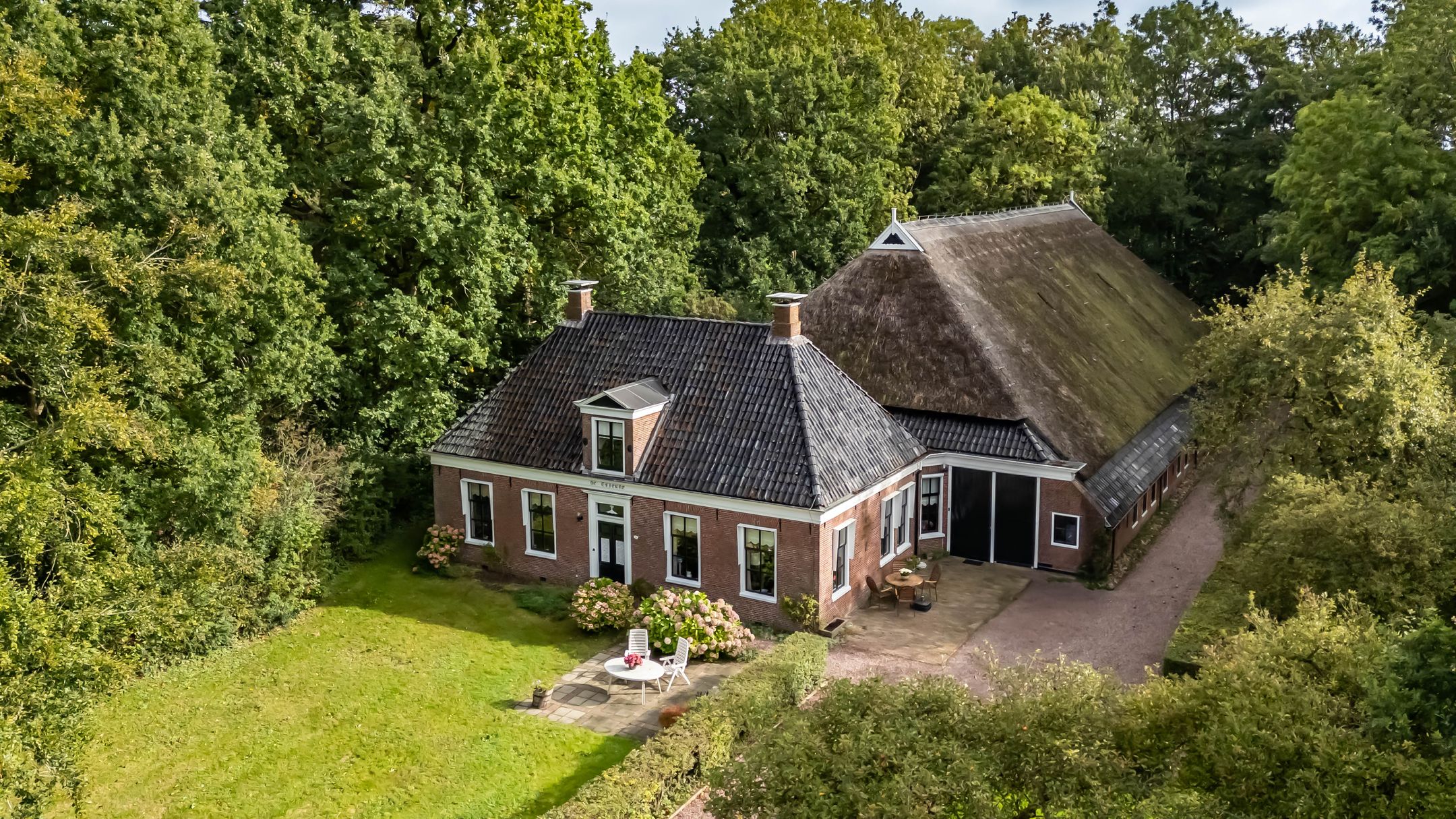 Photo 3 of Rijksstraatweg 10