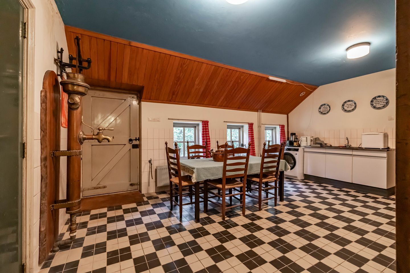 Photo 34 of Rijksstraatweg 10