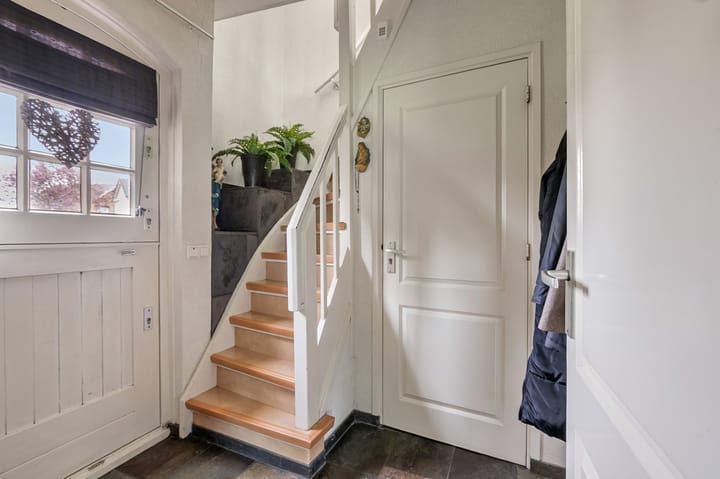 Foto 16 van Weemstraat 33