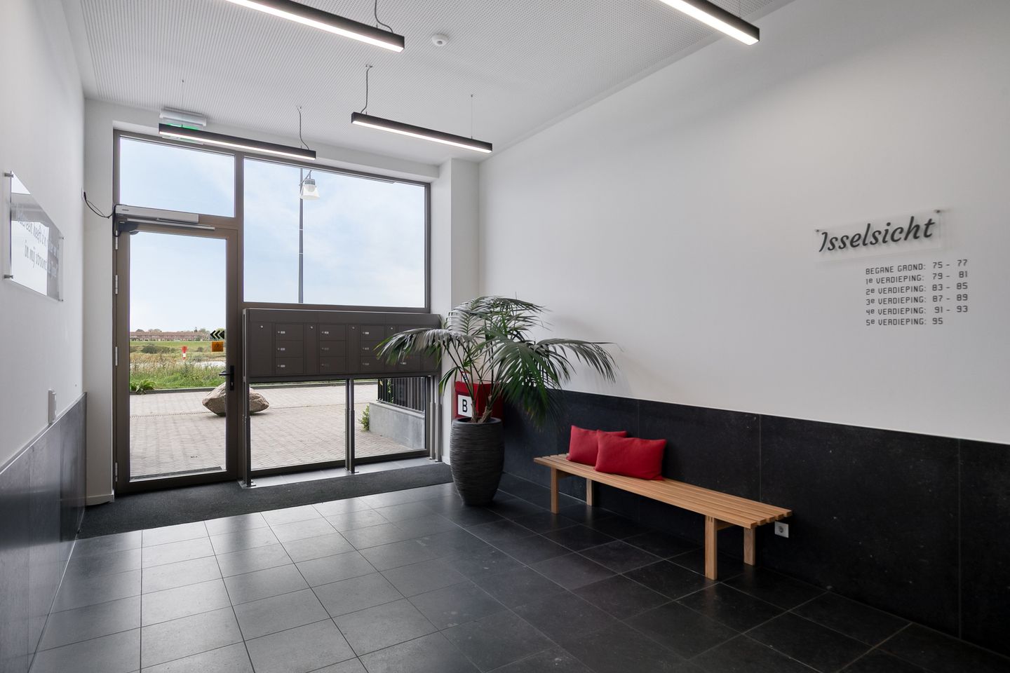 Photo 29 of Het Glacis 93