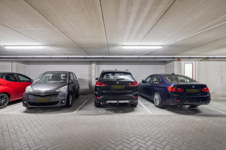 Foto 31 van Het Glacis 93