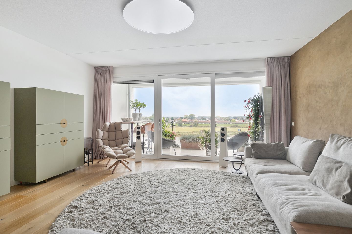 Photo 4 of Het Glacis 93