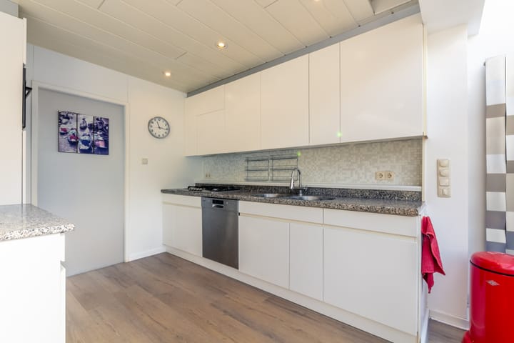 Photo 12 of Ooievaardreef 9