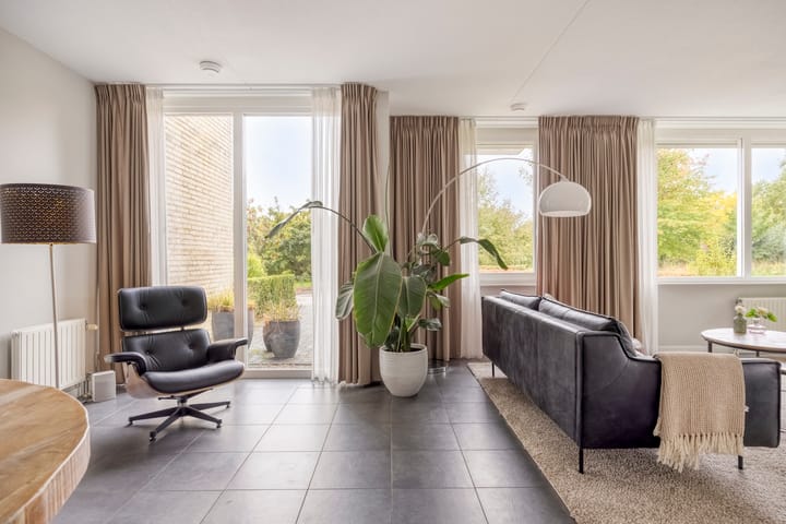 Foto 5 van Einsteinstraat 1