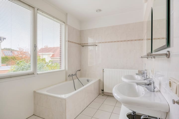 Foto 25 van Einsteinstraat 1