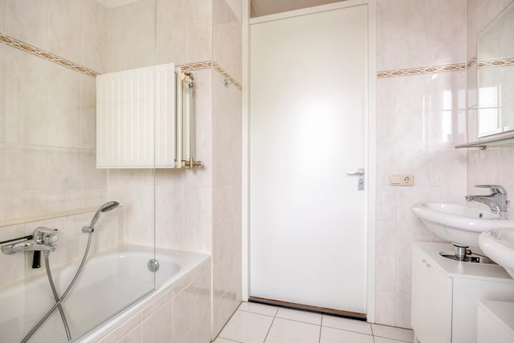 Foto 28 van Einsteinstraat 1