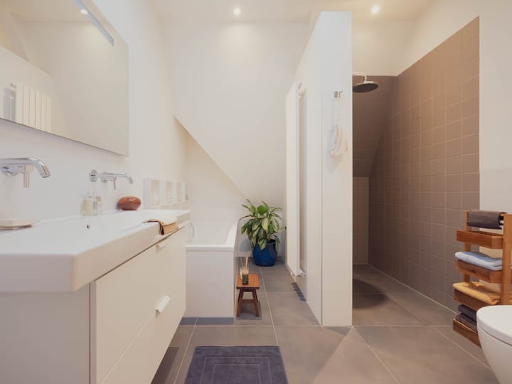 Foto 38 van Mathenesserdijk 325-A