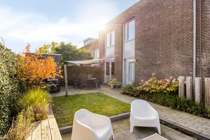 Foto 35 van Einsteinstraat 1