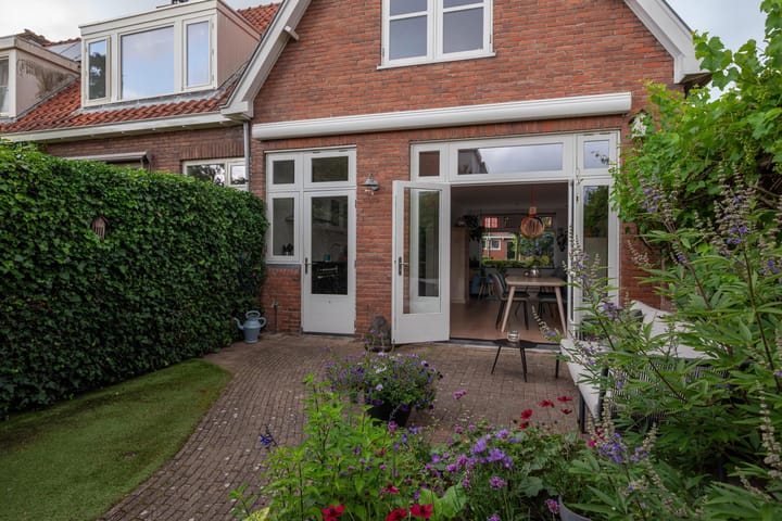 Foto 14 van Trompstraat 24