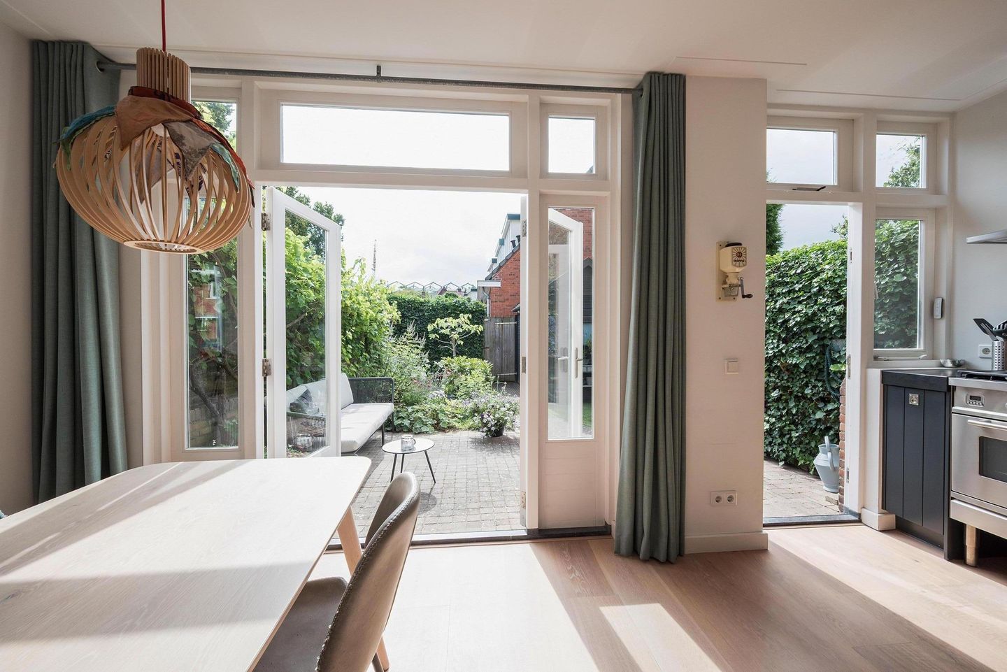 Foto 29 van Trompstraat 24