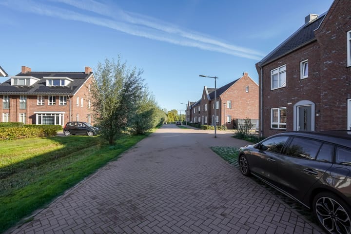 Foto 35 van Boogbrug 10