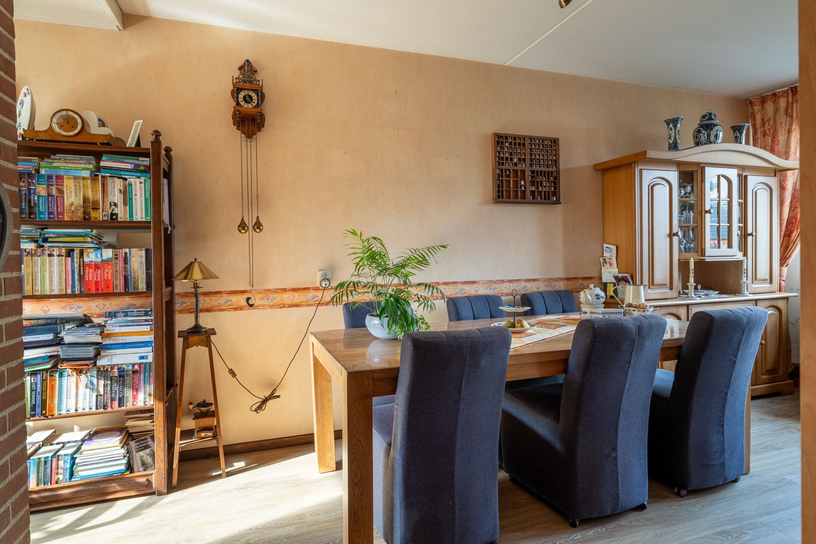 Foto 12 van Van Hogendorpstraat 15