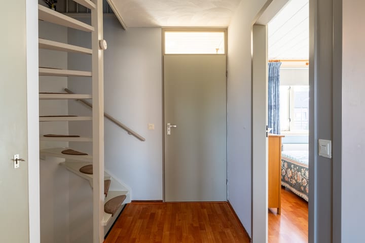 Foto 16 van Van Hogendorpstraat 15