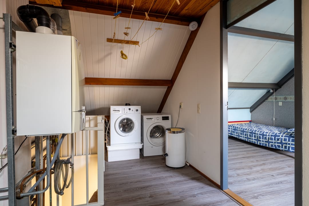 Foto 23 van Van Hogendorpstraat 15