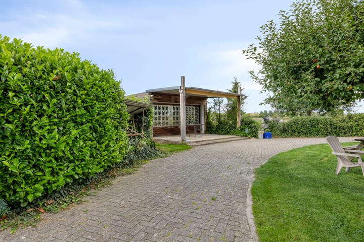 Photo 5 of Kerkstraat 1