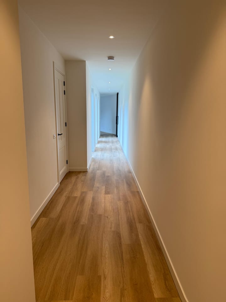 Photo 9 of Hangerad 25-A