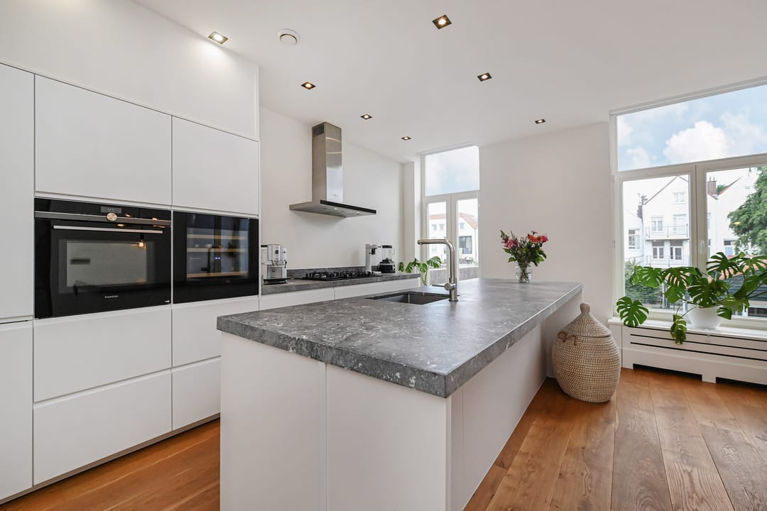 Photo 7 of Hemsterhuisstraat 53