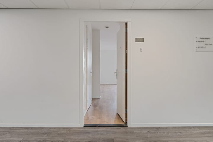 Photo 8 of Fascinatio Boulevard 890-C