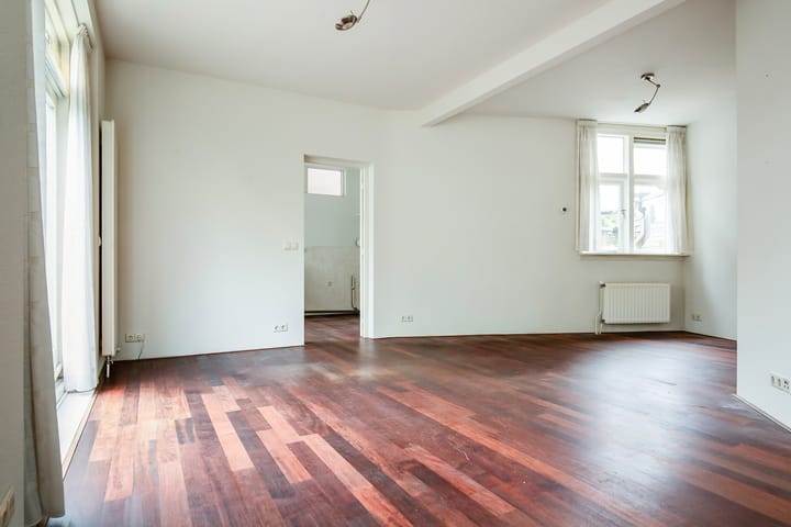 Foto 15 van Van Houtenkade 48