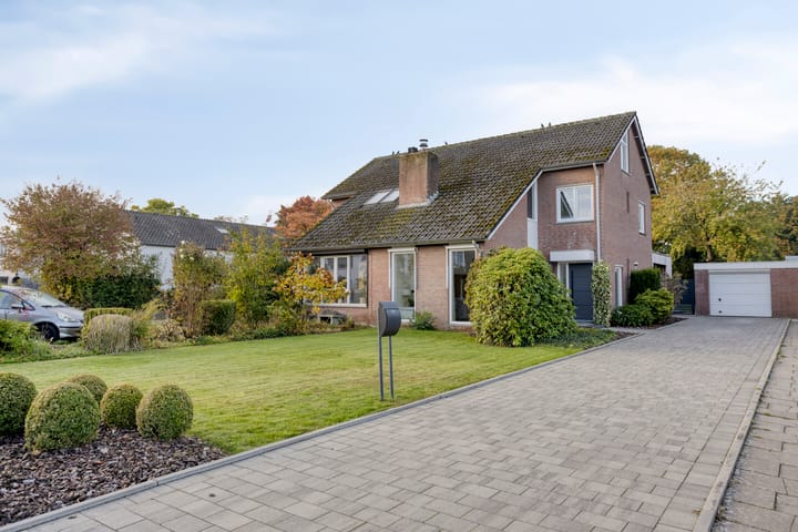 Photo 50 of Bekerbaan 13-B