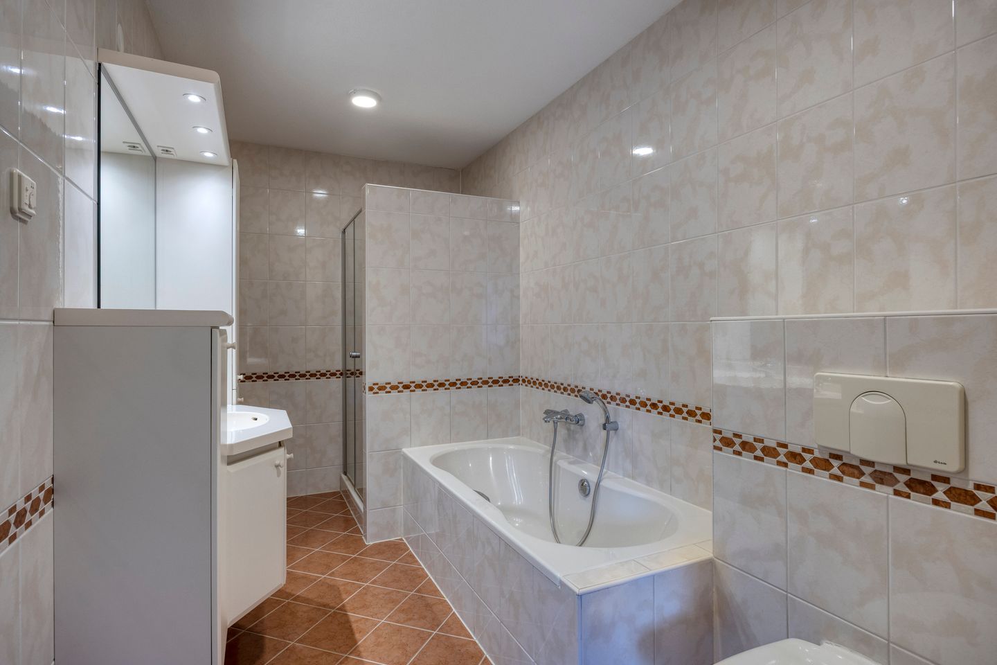 Foto 20 van Laan der Continenten 30