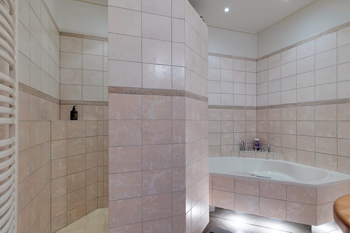 Photo 24 of Aelderstraat 27