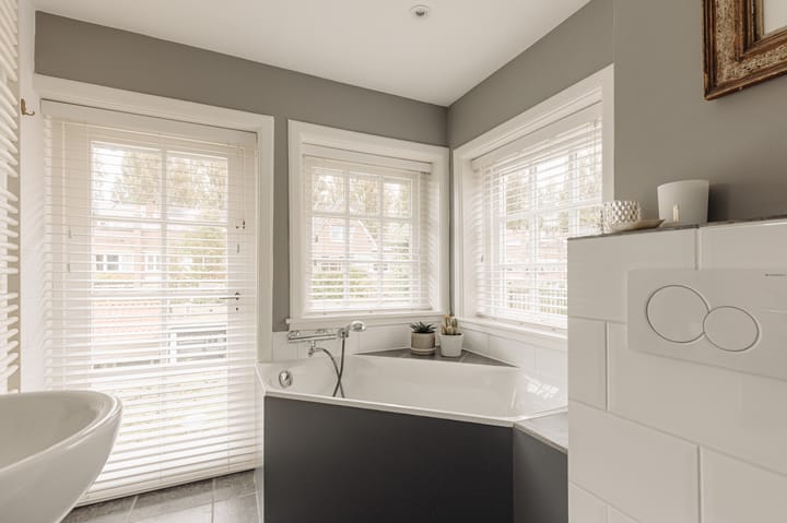 Photo 22 of Bors van Waverenstraat 66