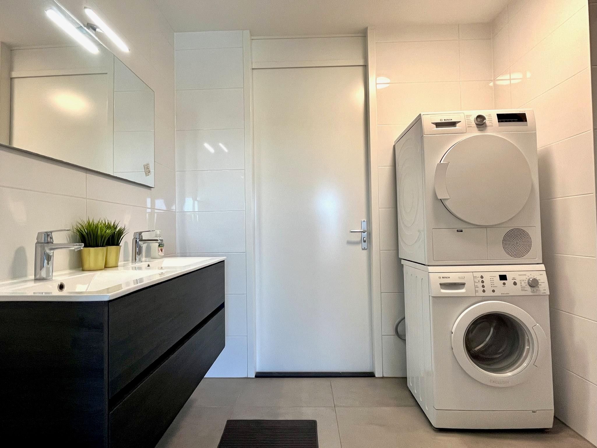 Foto 12 van Van Vollenhovenlaan 569