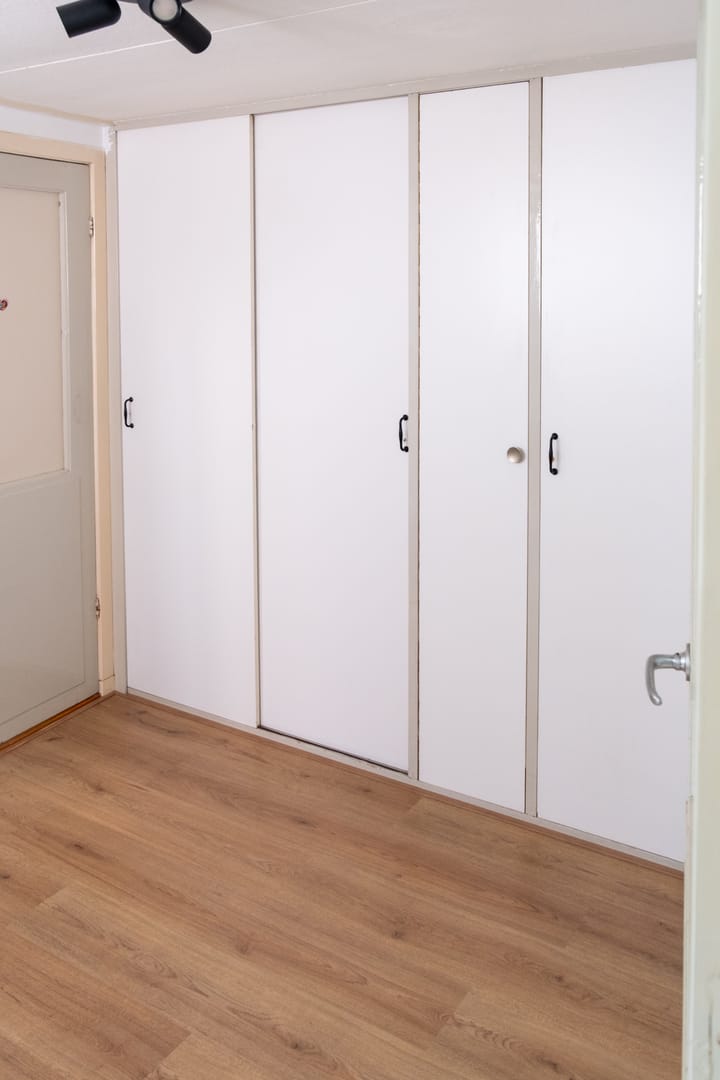 Photo 16 of Raam 155