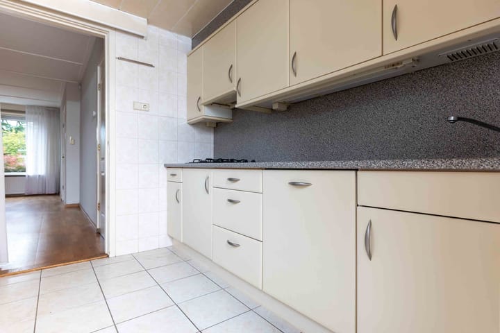 Foto 8 van Mercuriusplein 8