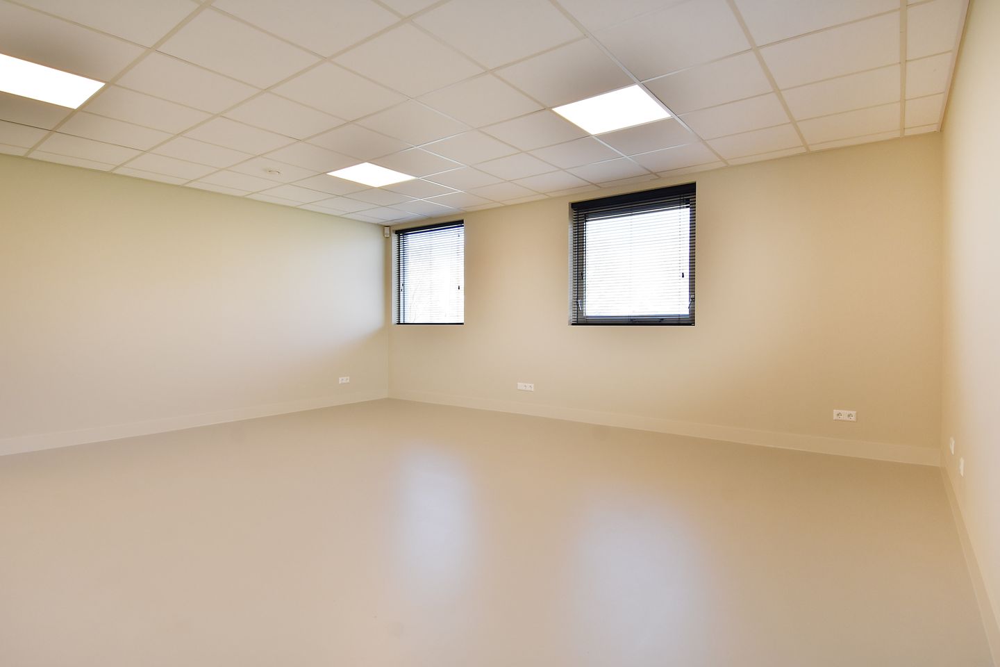 Bekijk foto 2 van Turfschipper 38