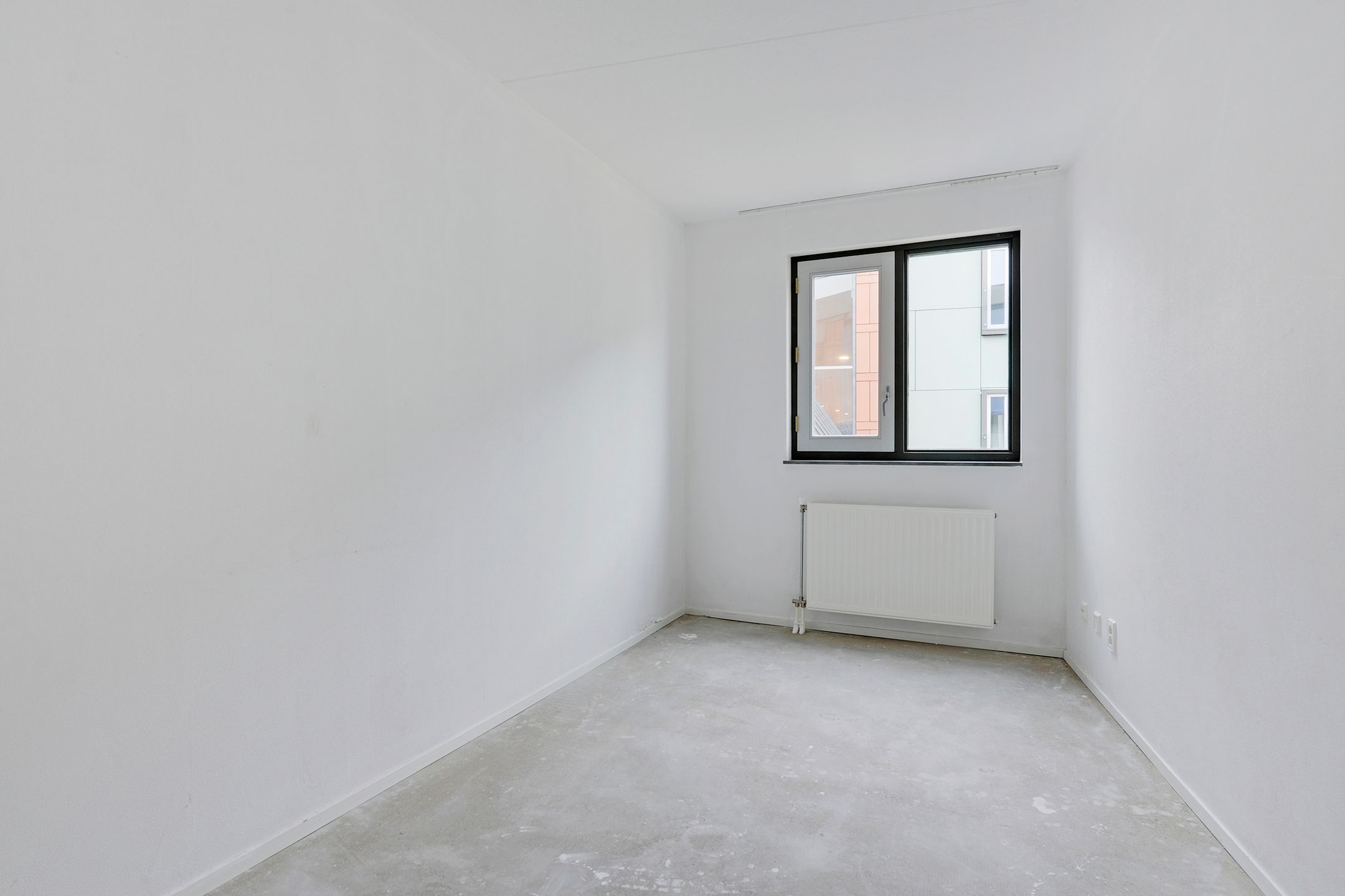 Photo 6 of Burgemeester van Stamplein 170