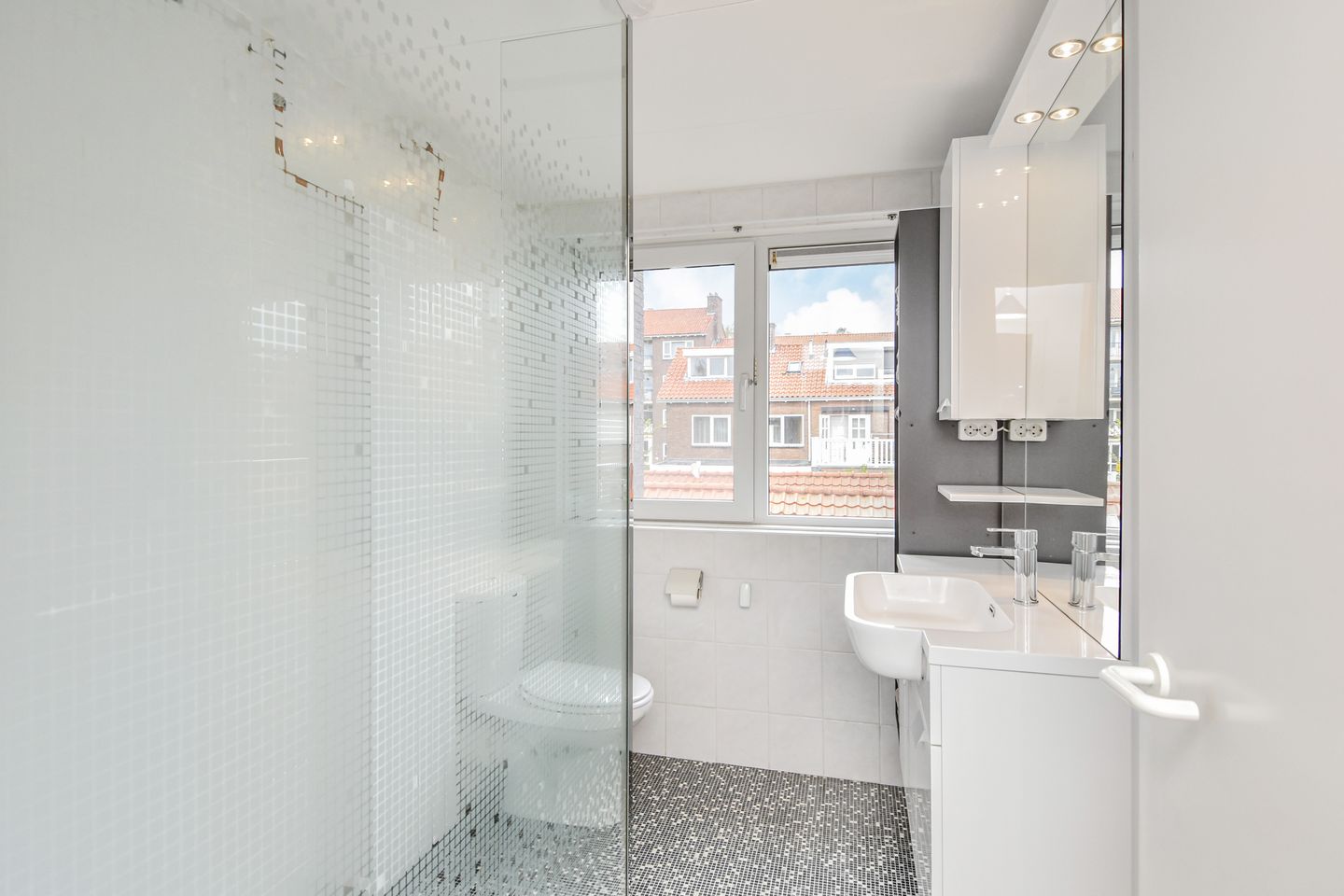 Foto 4 van Willem Klooslaan 30