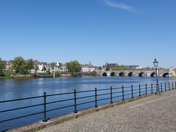 Photo 28 of Wycker Smedenstraat 9-B