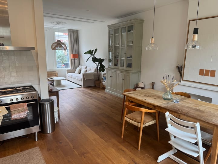 Photo 4 of Waldeck Pyrmontstraat 6-ZW