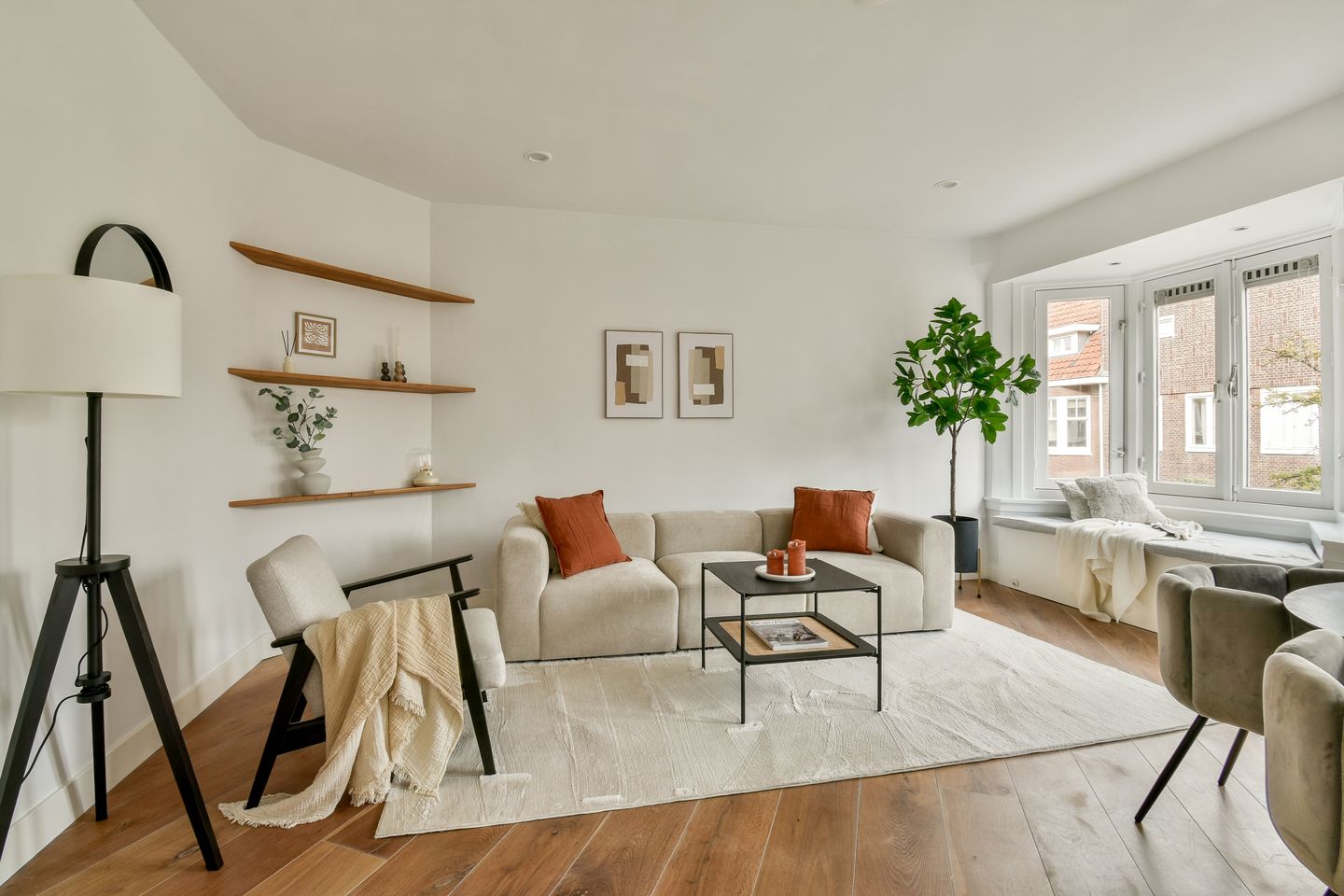 Photo 4 of Rietwijkerstraat 43-2