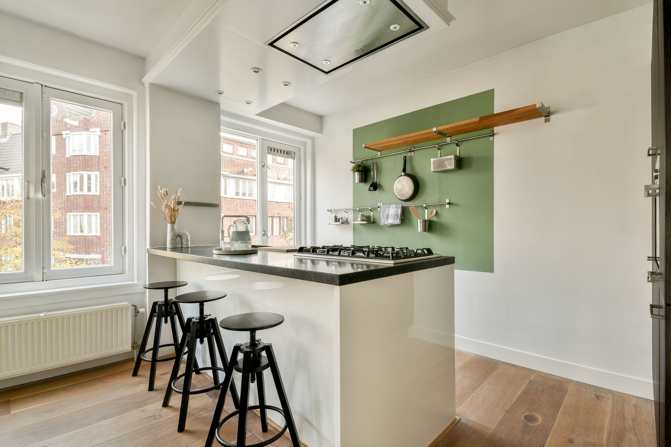 Photo 9 of Rietwijkerstraat 43-2