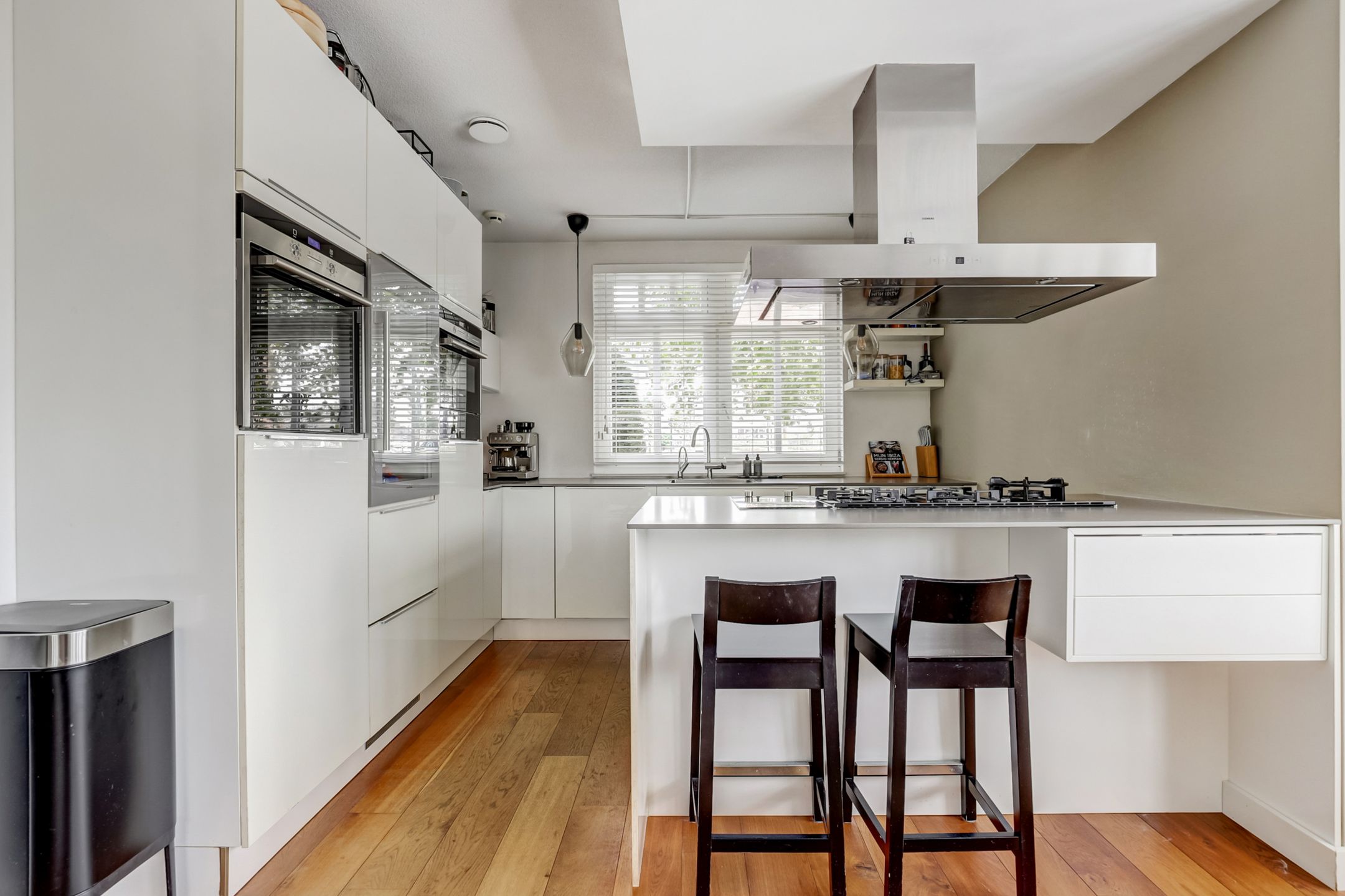 Photo 3 of Coniferenhout 32