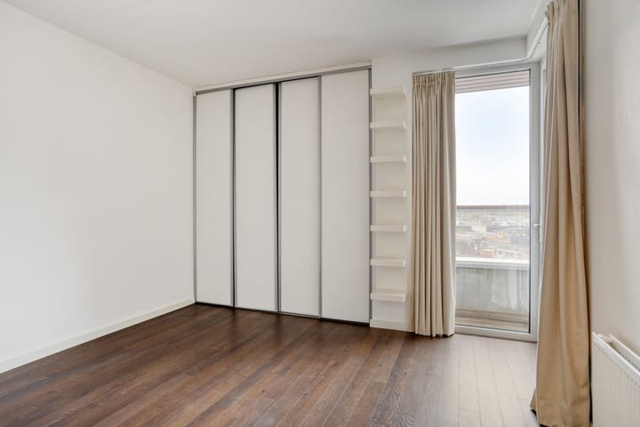 Foto 11 van Pieter Vreedeplein 72