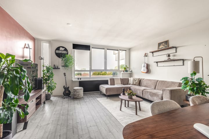 Foto 2 van Sandenburg 175