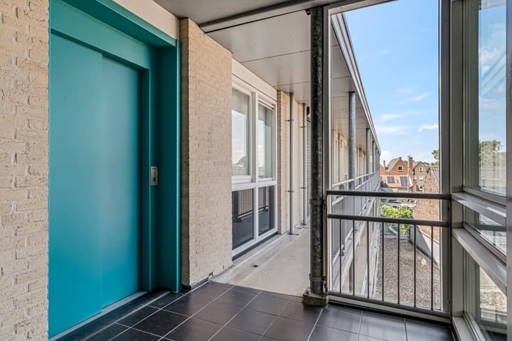 Photo 5 of Damstraat 46