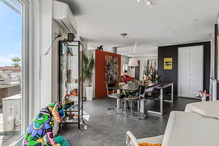 Foto 13 van Damstraat 46