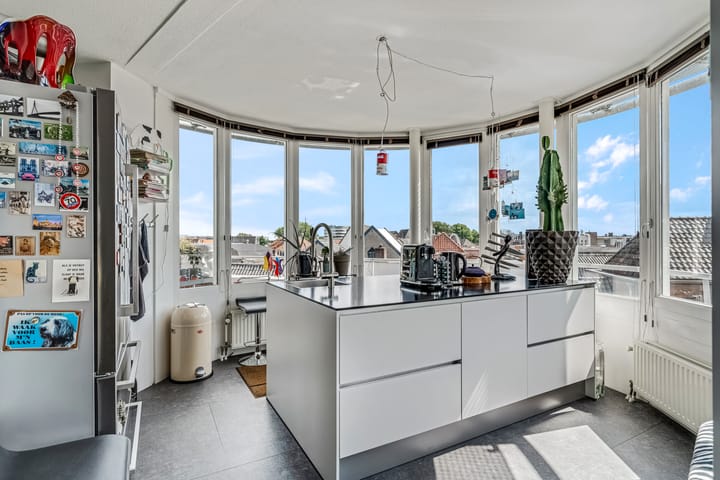 Foto 14 van Damstraat 46