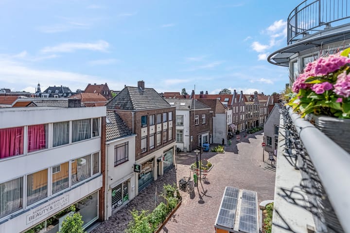 Foto 27 van Damstraat 46