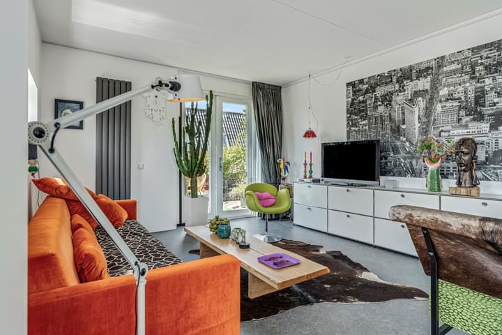 Foto 10 van Damstraat 46